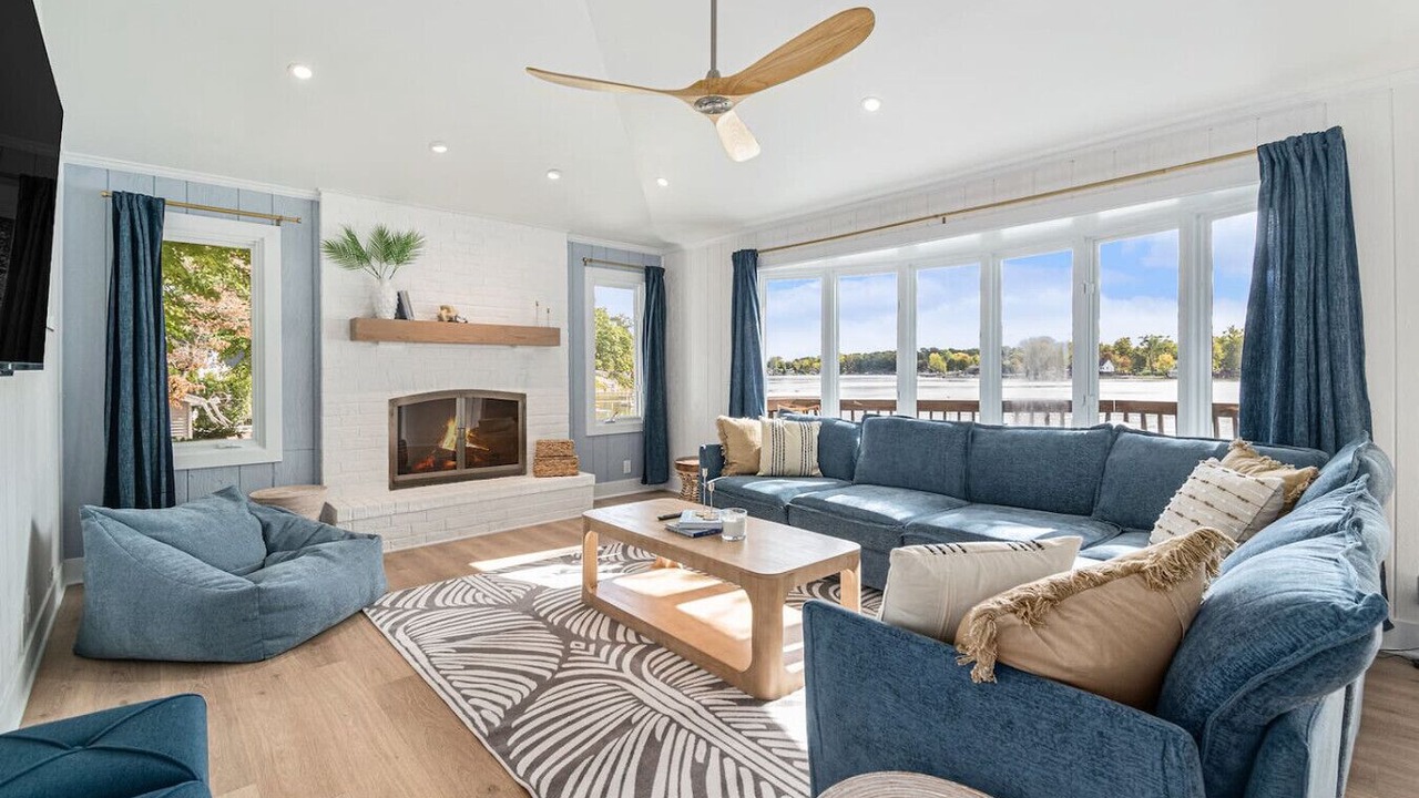 Photo of Livingroom in Sister Lakes
