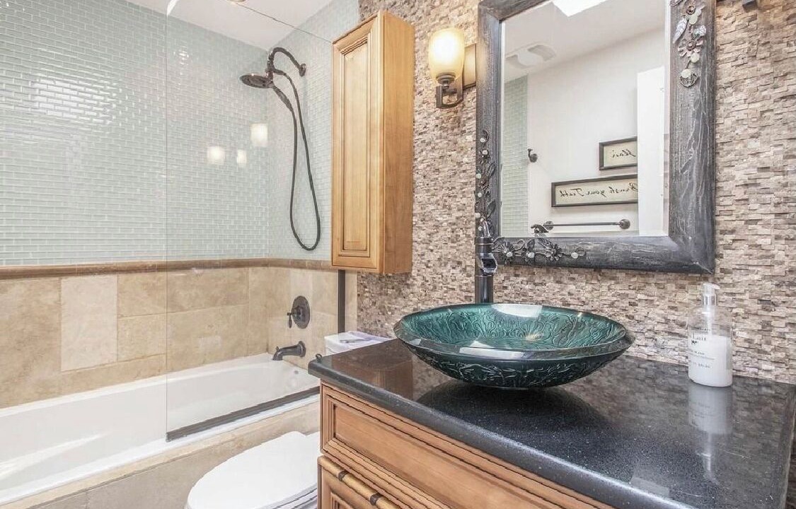 Photo of Bathroom in Mishawaka