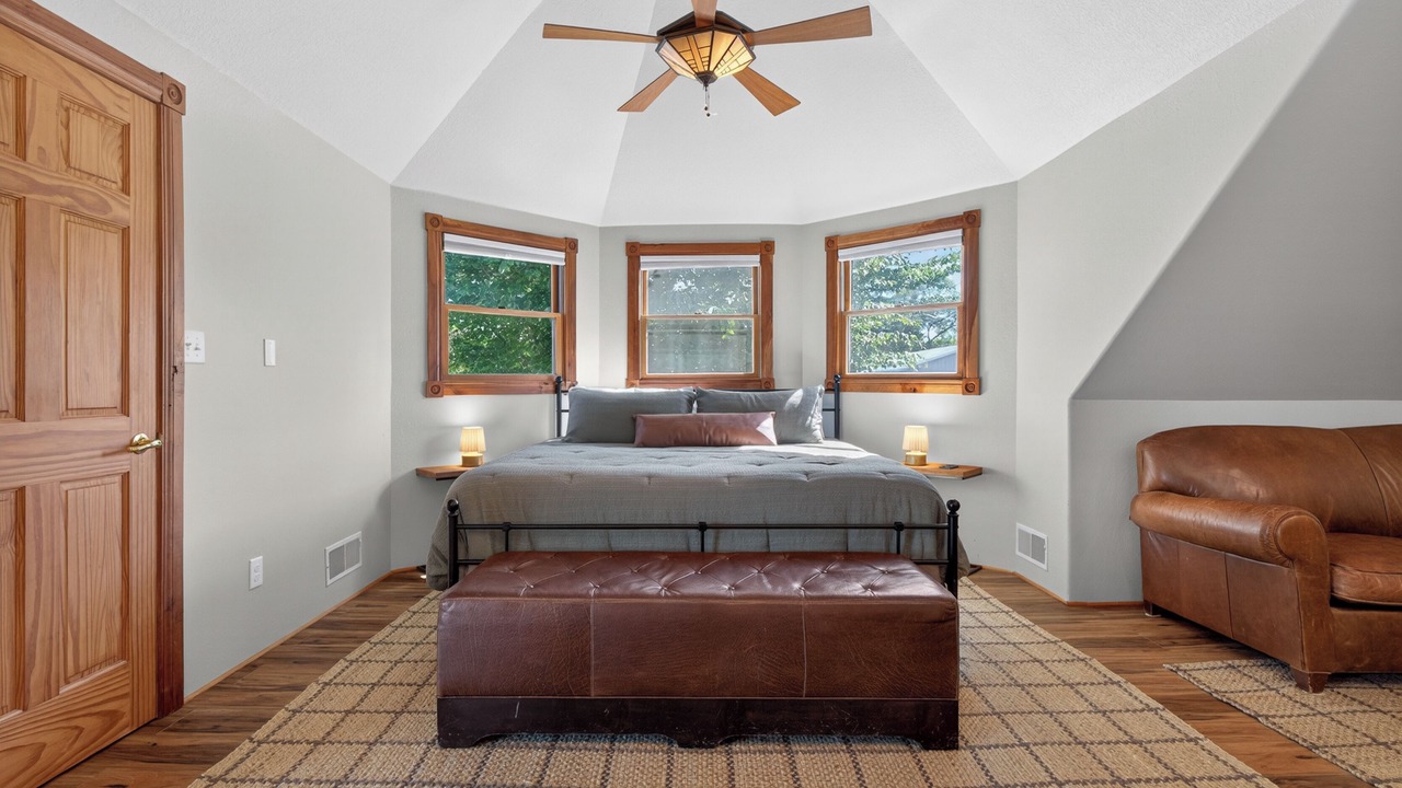 Photo of Bedroom in Enchanted Hills