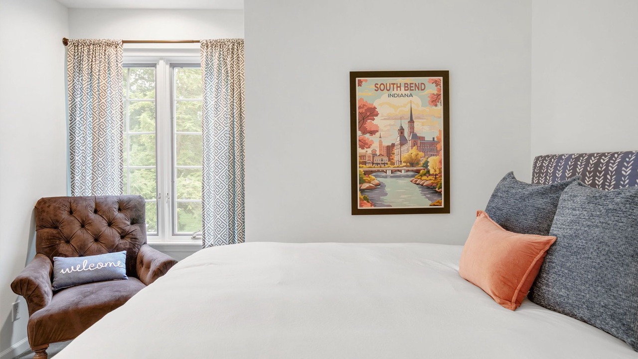 Photo of Bedroom in Wooded Estates