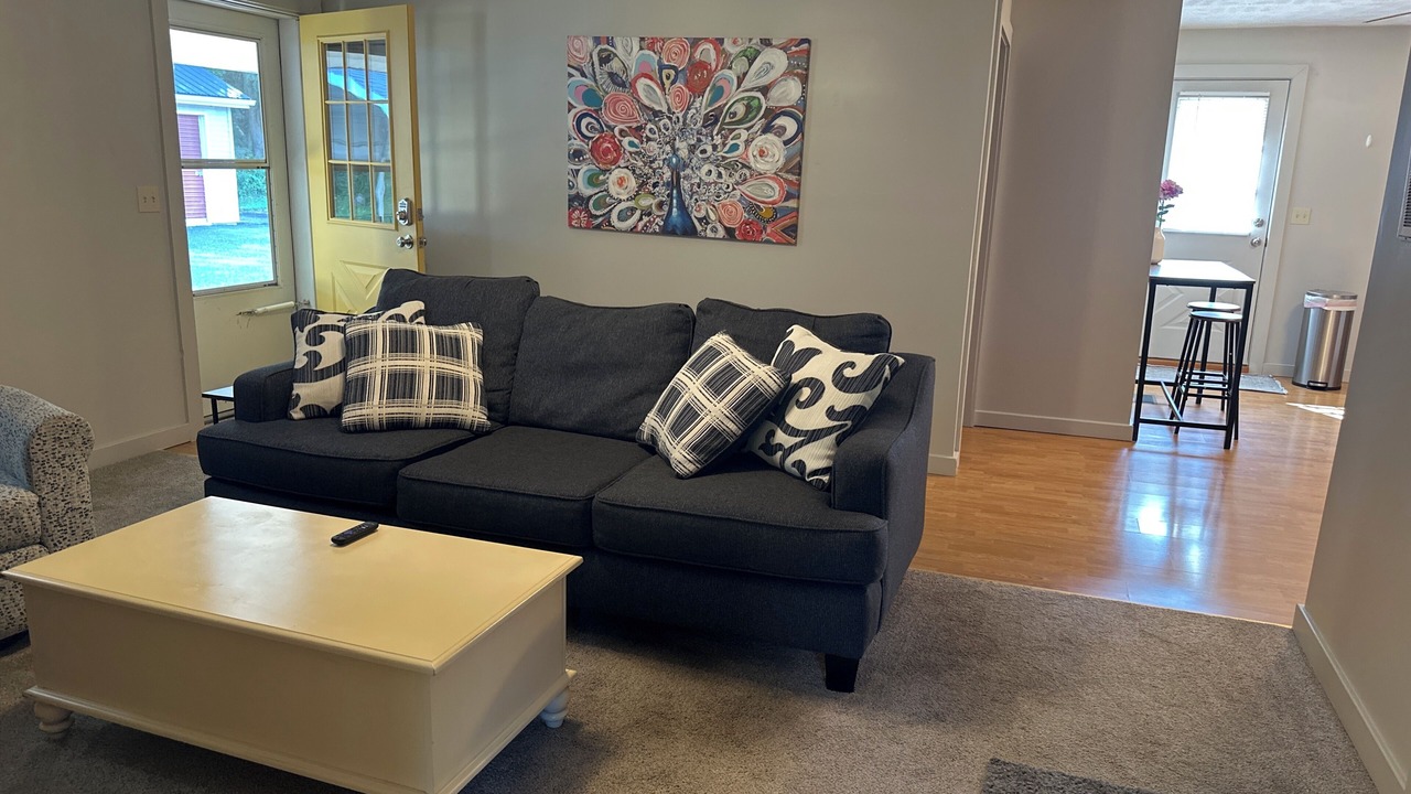 Photo of Livingroom in Wabash