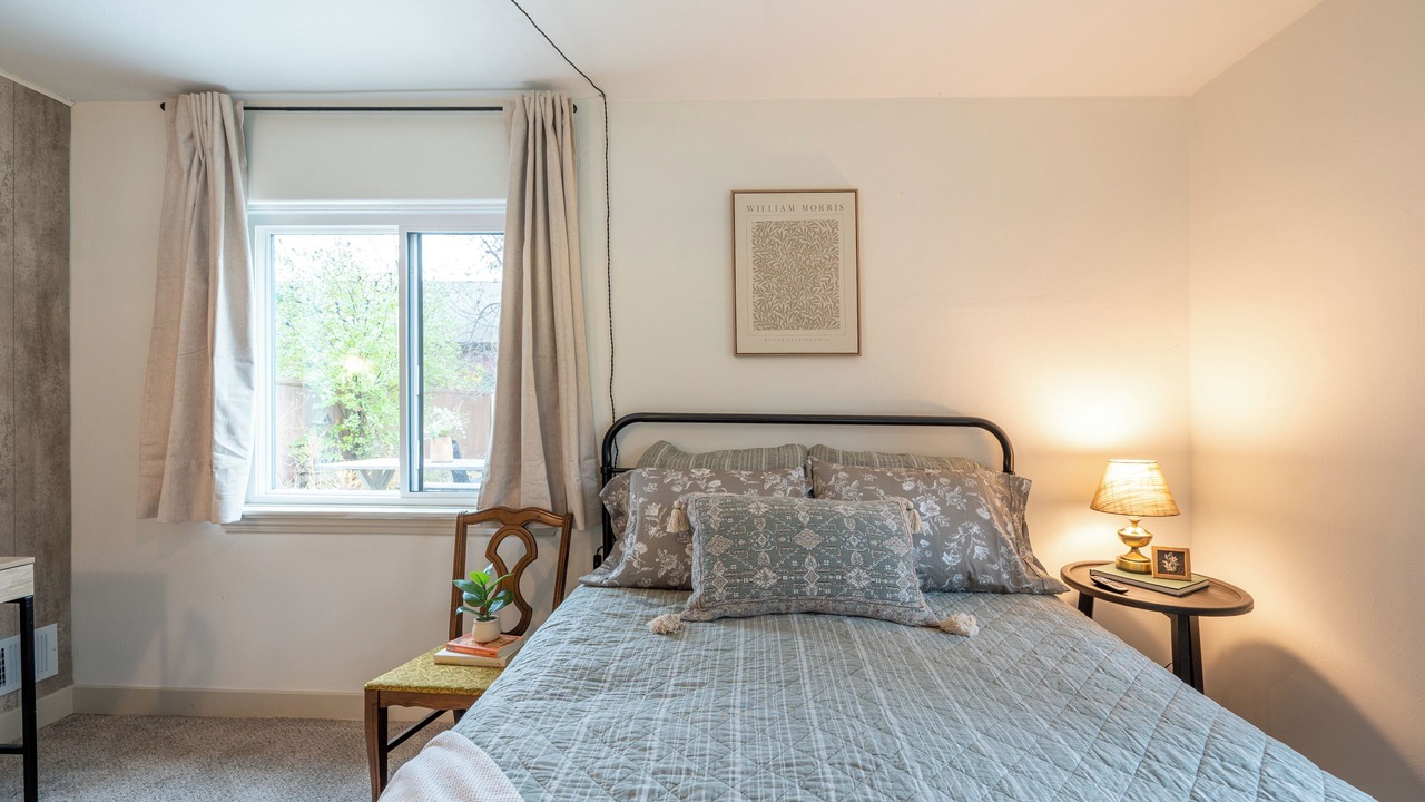Photo of Bedroom in Midland