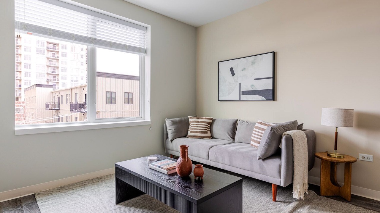 Photo of Livingroom in Edgewater