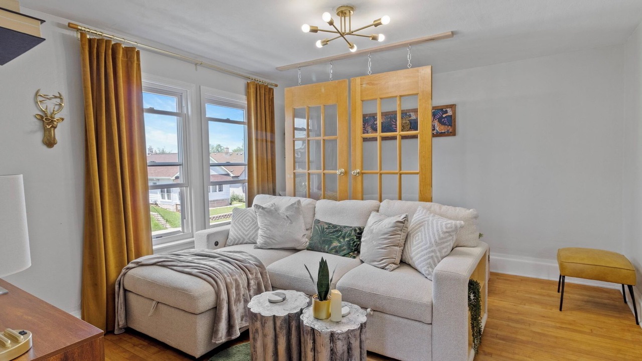 Photo of Livingroom in West Allis