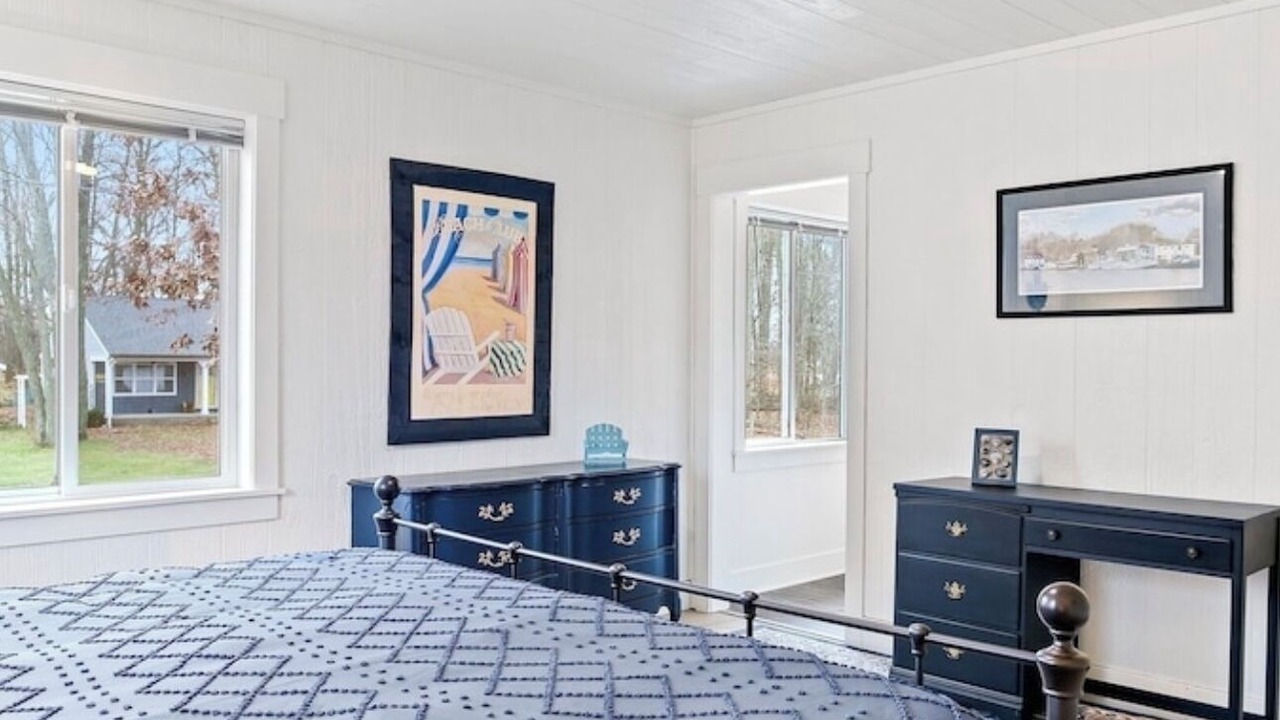 Photo of Bedroom in Canadian Lakes