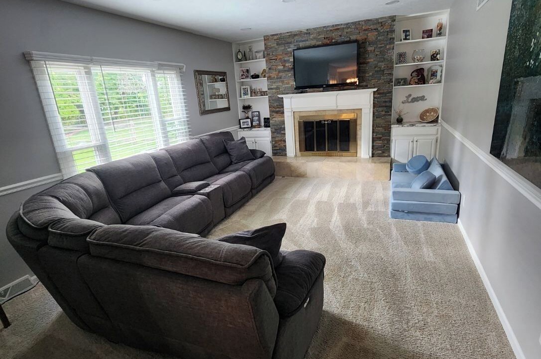 Photo of Livingroom in Granger
