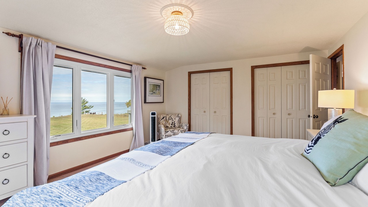 Photo of Bedroom in Montague
