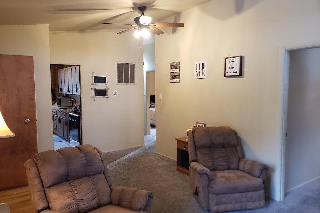 Photo of Livingroom in Dyer