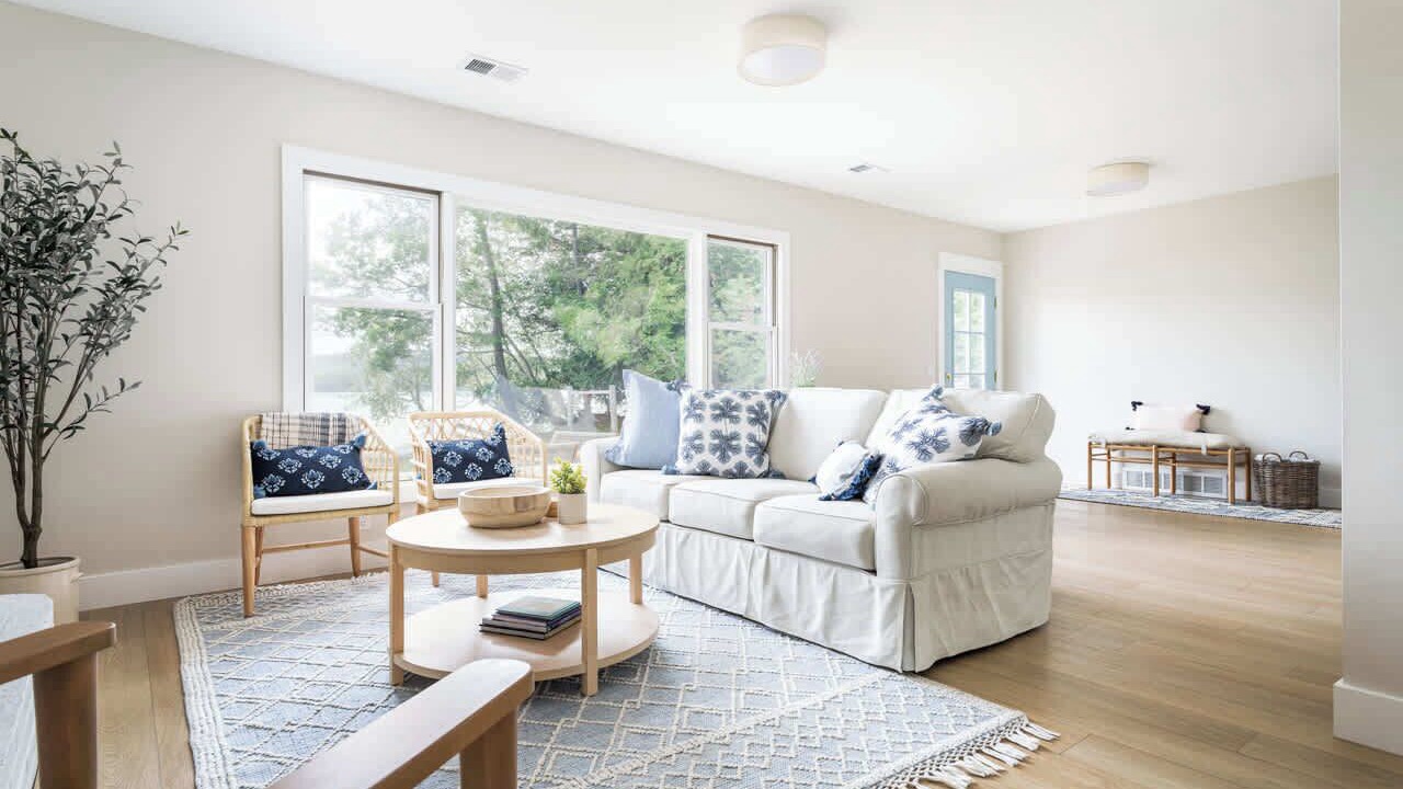 Photo of Livingroom in Empire