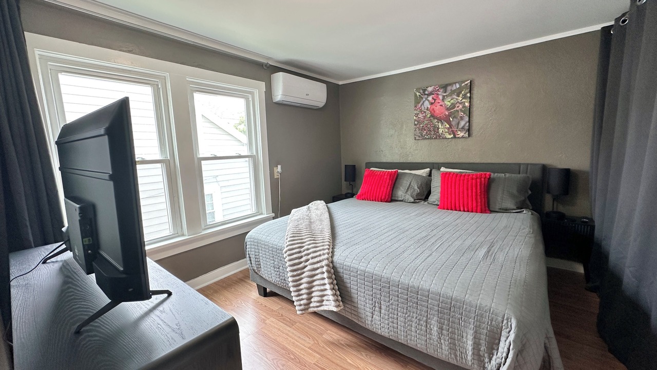 Photo of Bedroom in Muncie