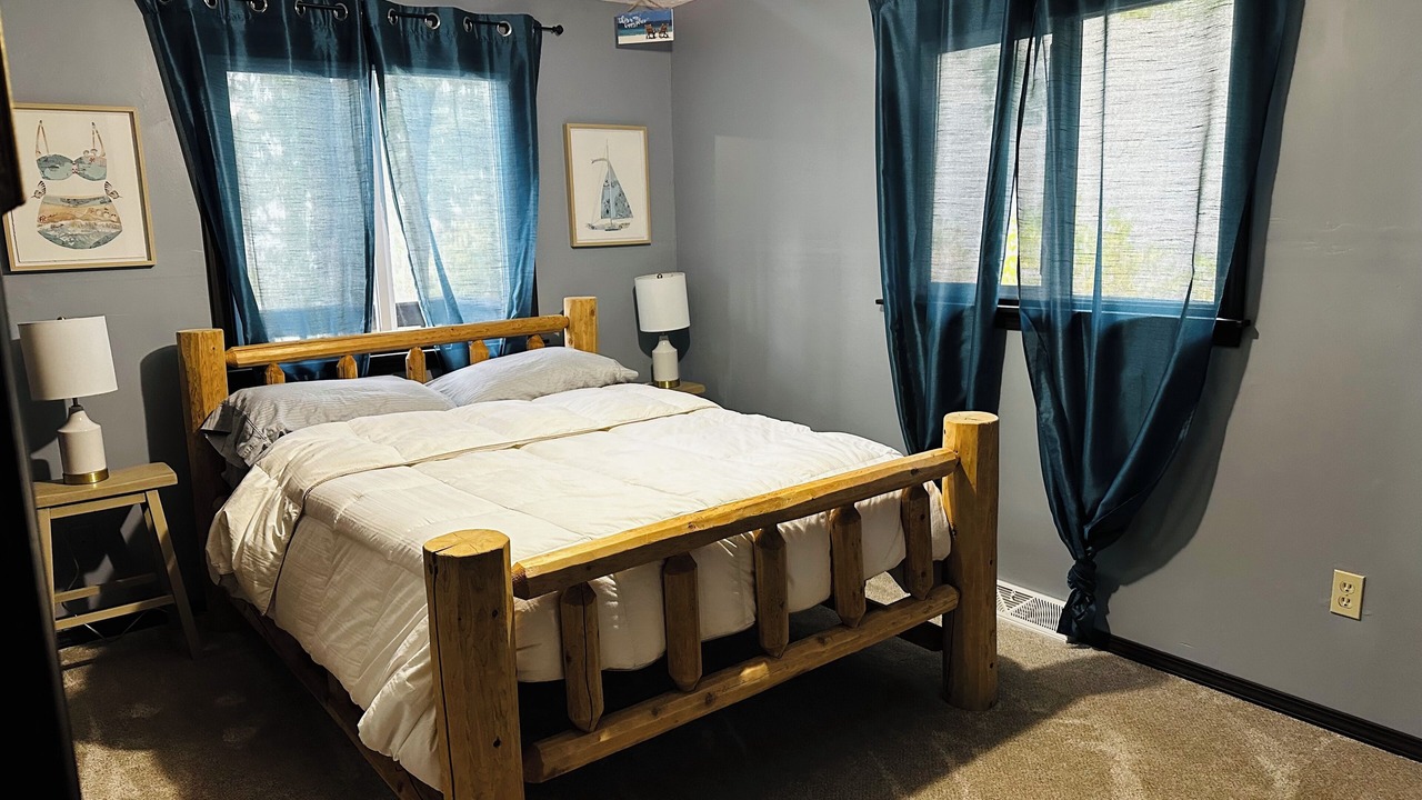 Photo of Bedroom in Gaylord