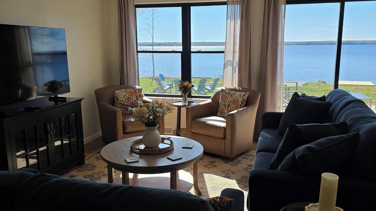 Photo of Livingroom in Manistique