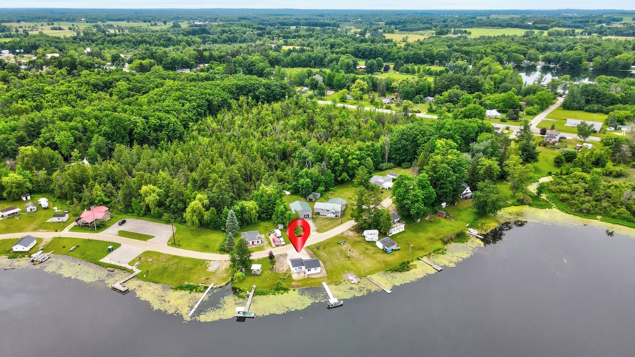 Photo of Outdoor in Six Lakes