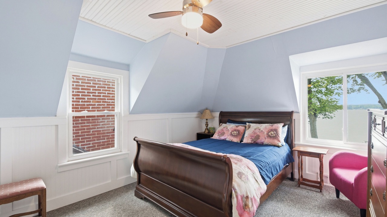 Photo of Bedroom in Colgate