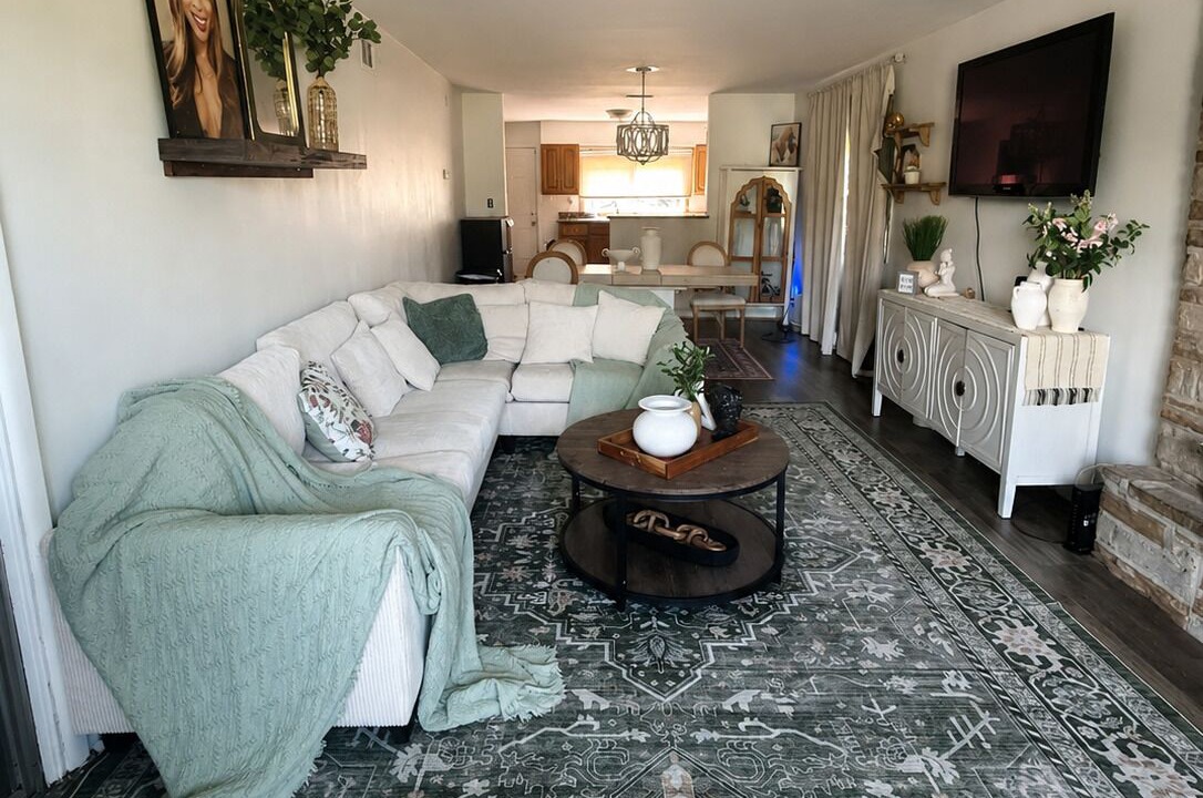 Photo of Livingroom in Harvey