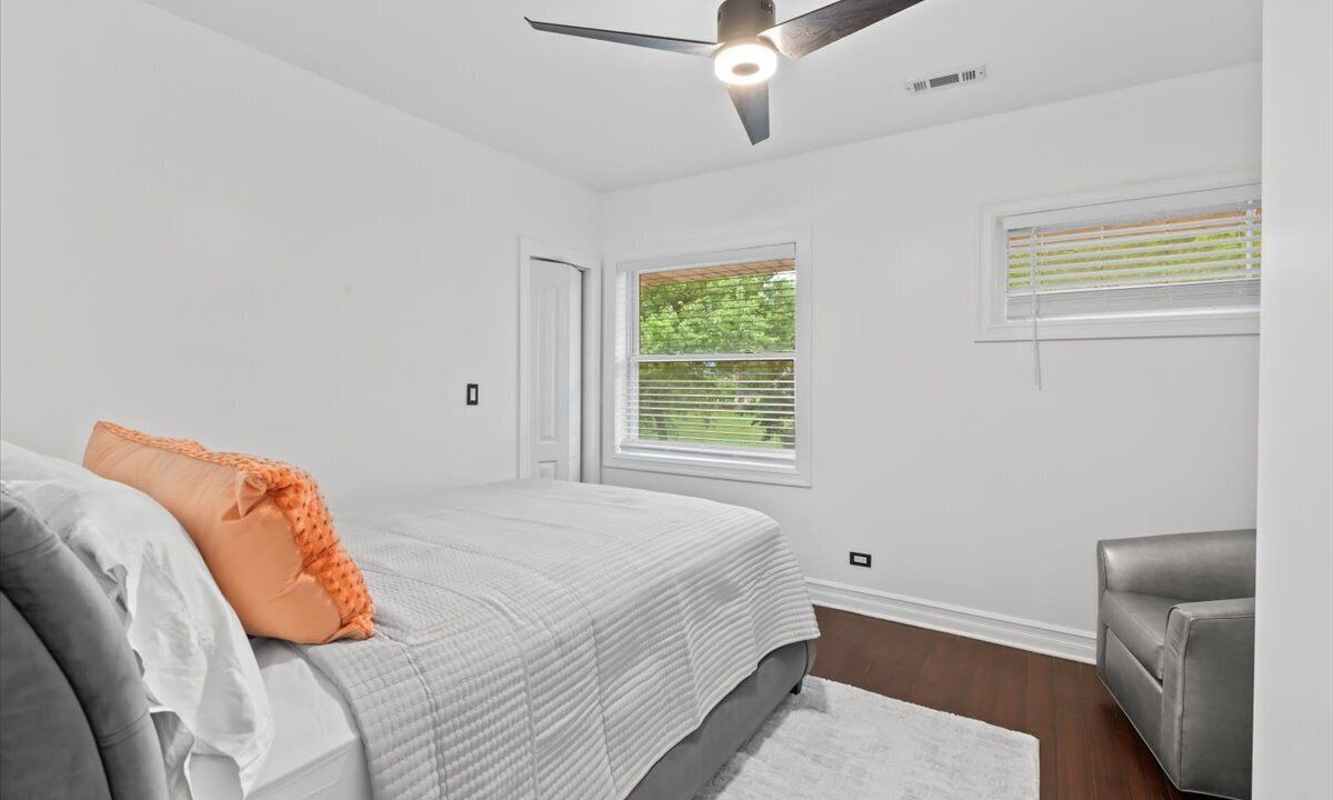 Photo of Bedroom in Beverly