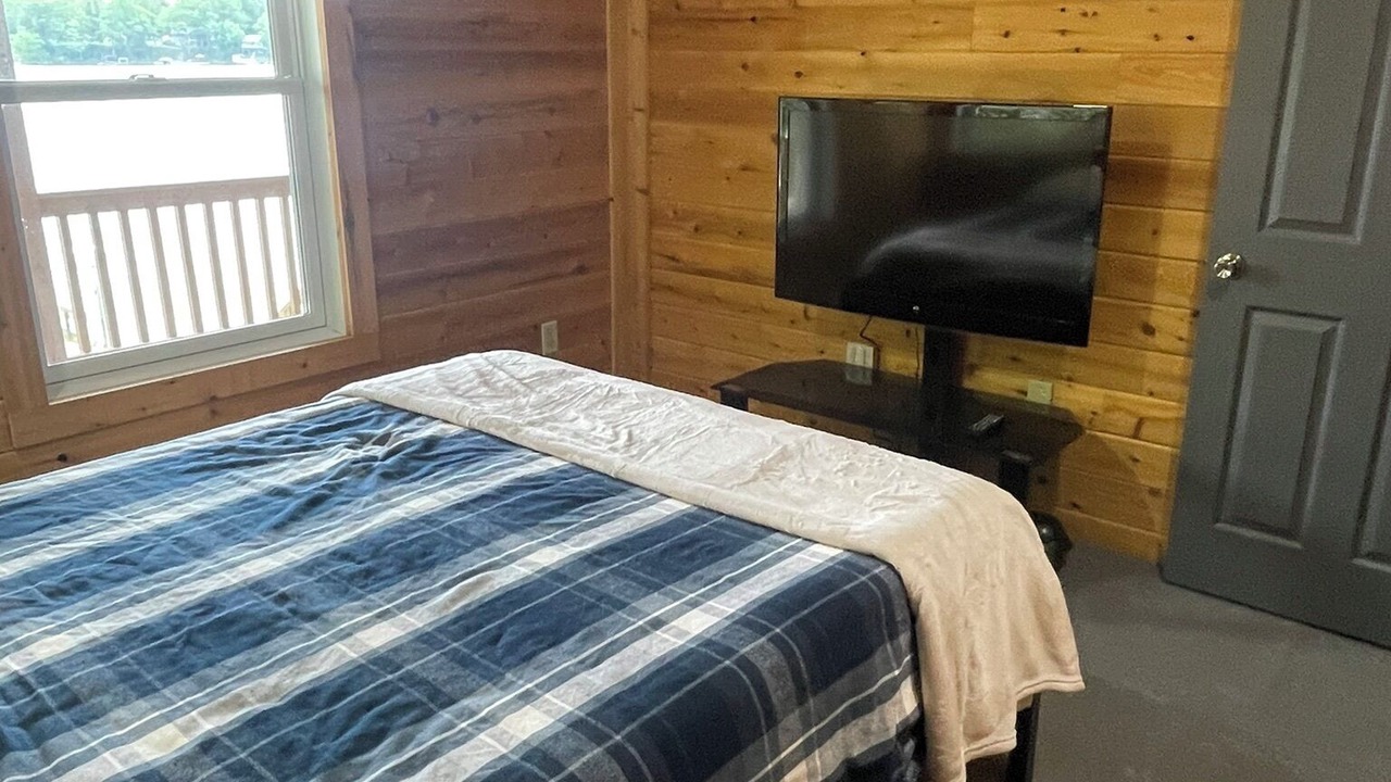 Photo of Bedroom in Custer