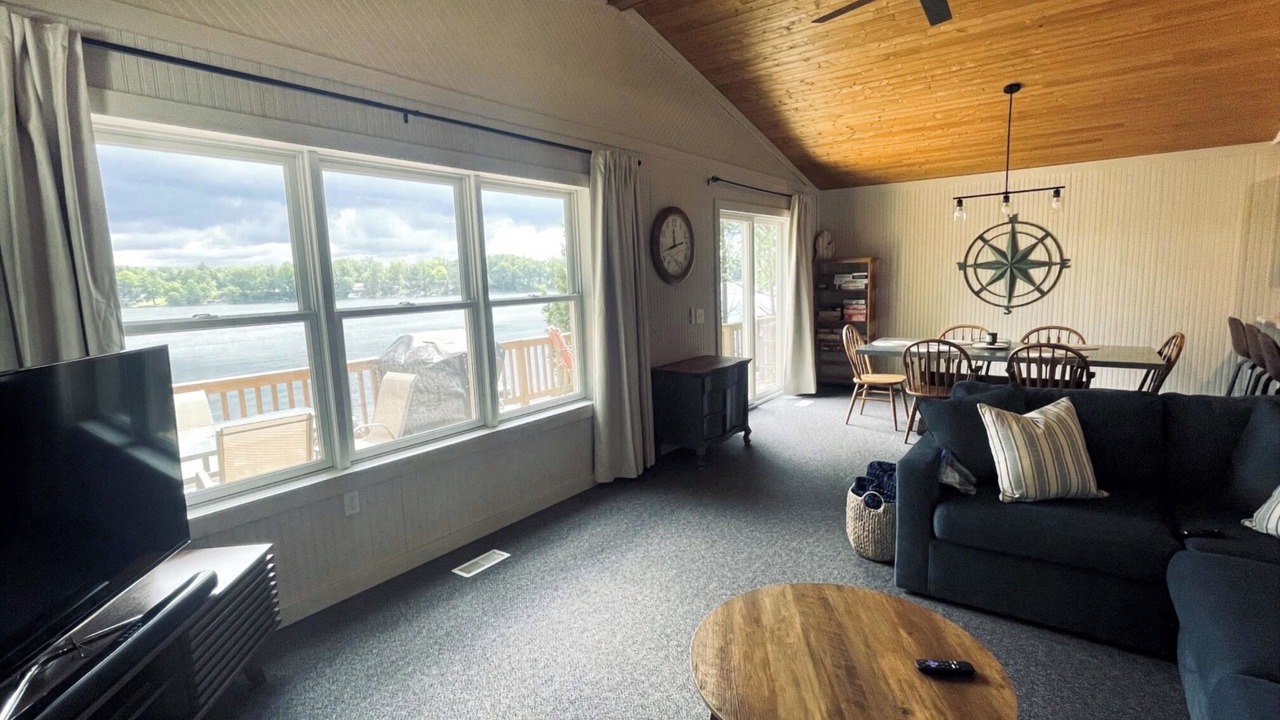 Photo of Livingroom in Custer