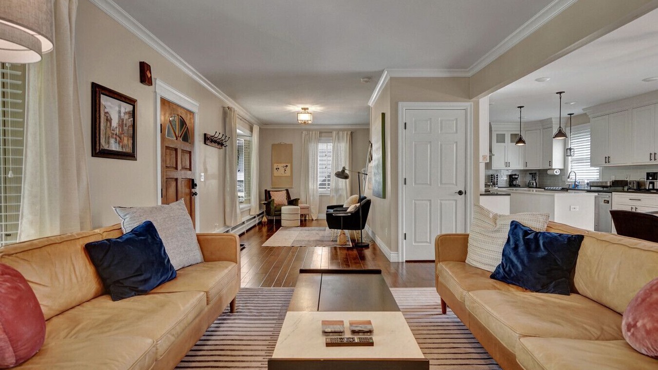 Photo of Livingroom in Royal Oak