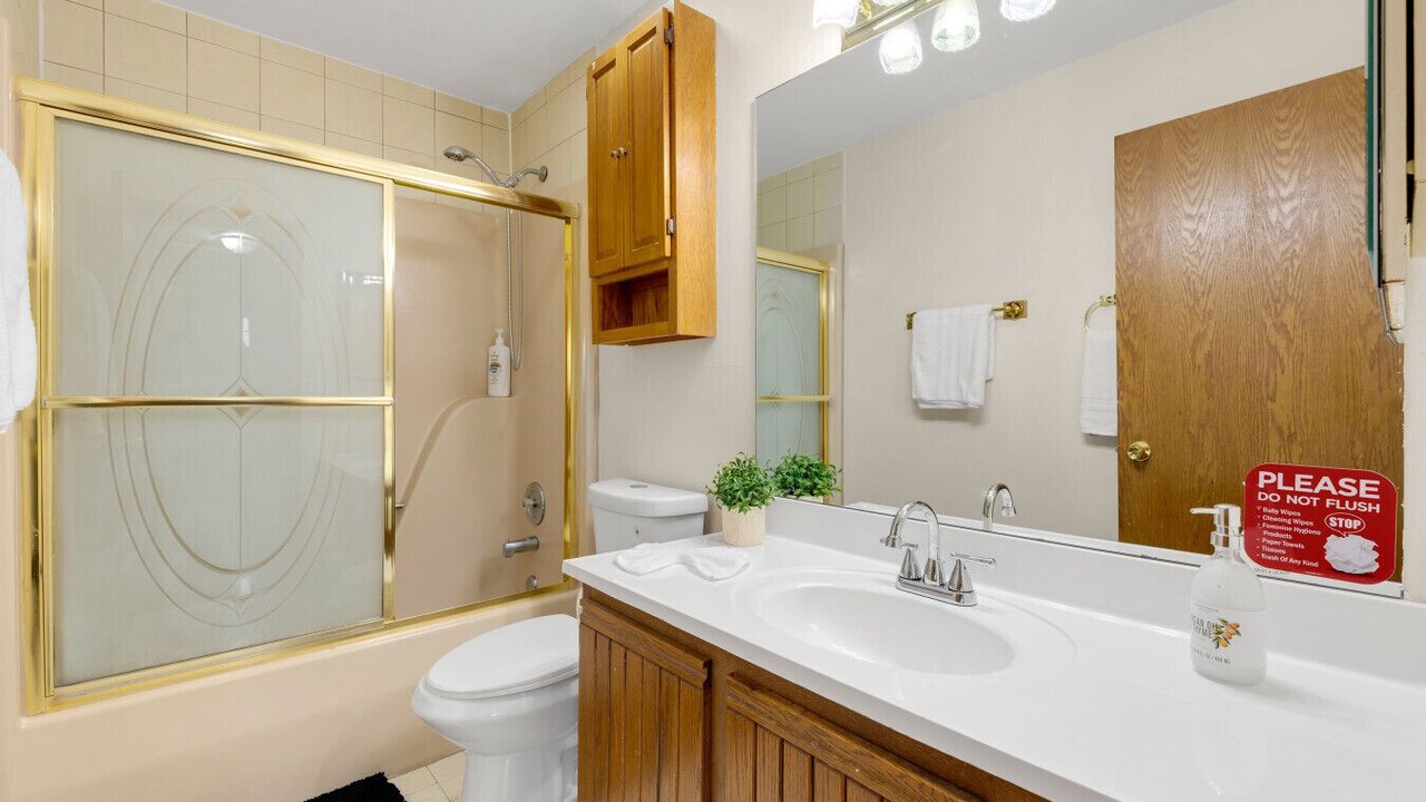 Photo of Bathroom in Streamwood