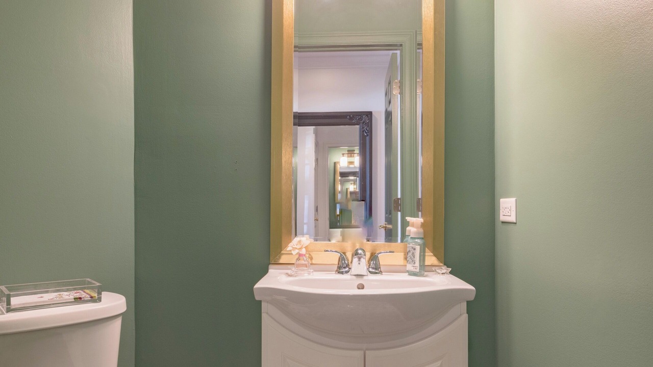 Photo of Bedroom in Western Springs