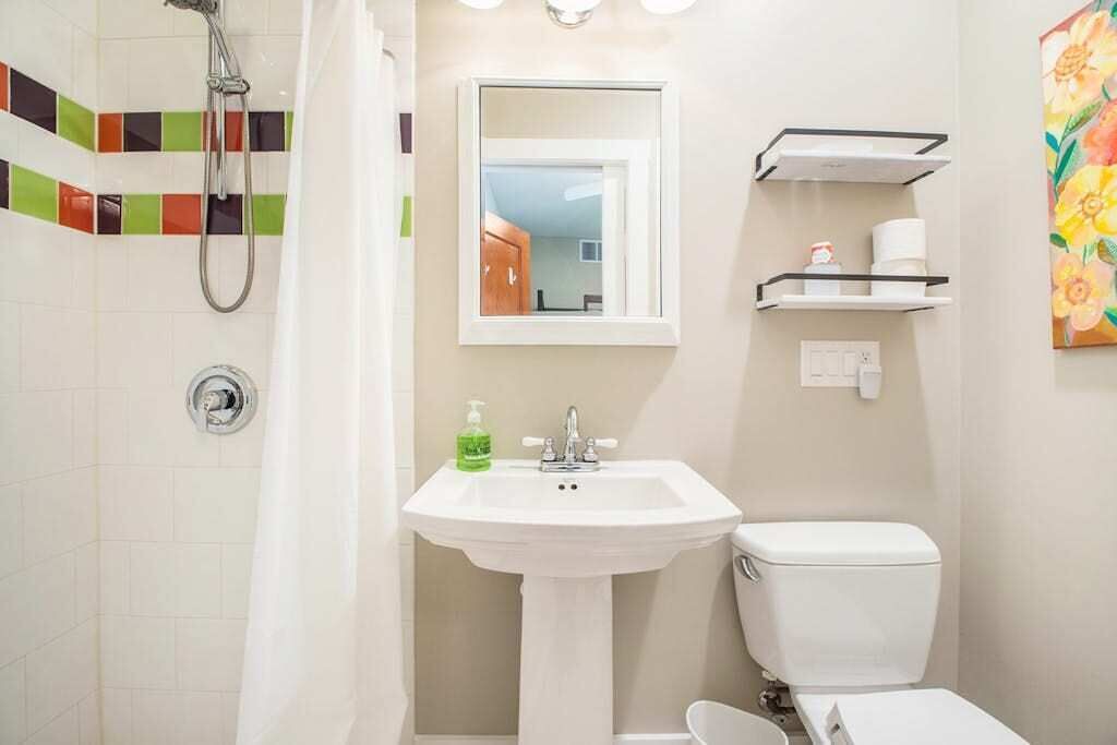 Photo of Bathroom in Union Pier