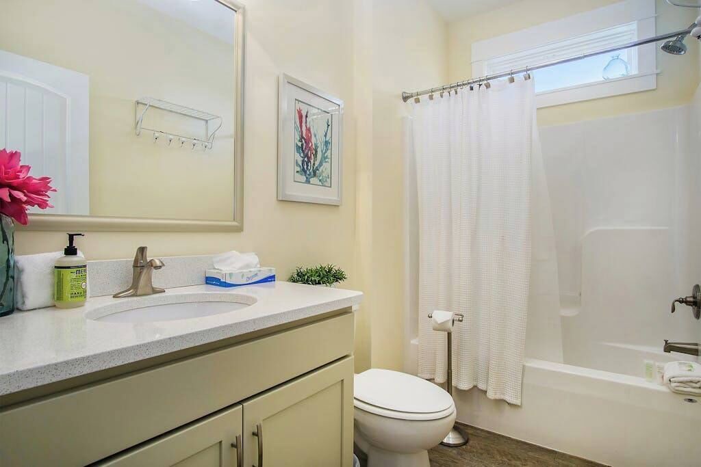Photo of Bathroom in Miami Park