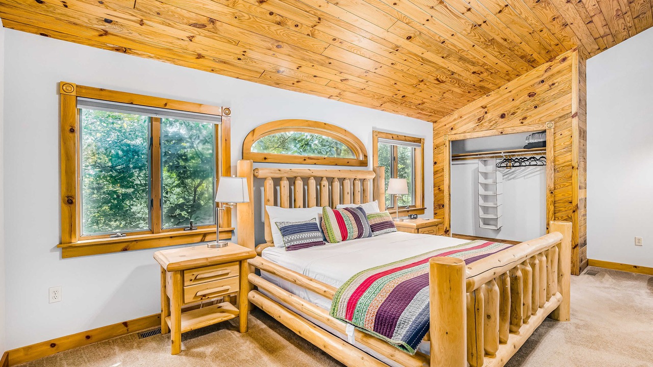 Photo of Bedroom in Thompsonville