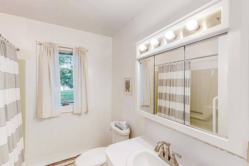 Photo of Bathroom in Empire