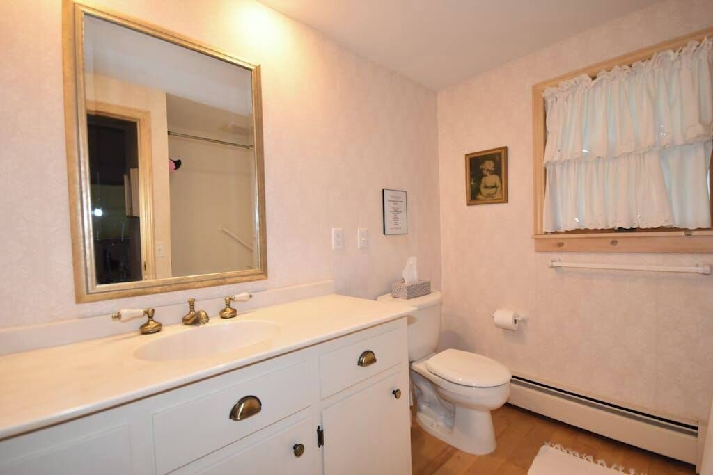 Photo of Bathroom in Empire