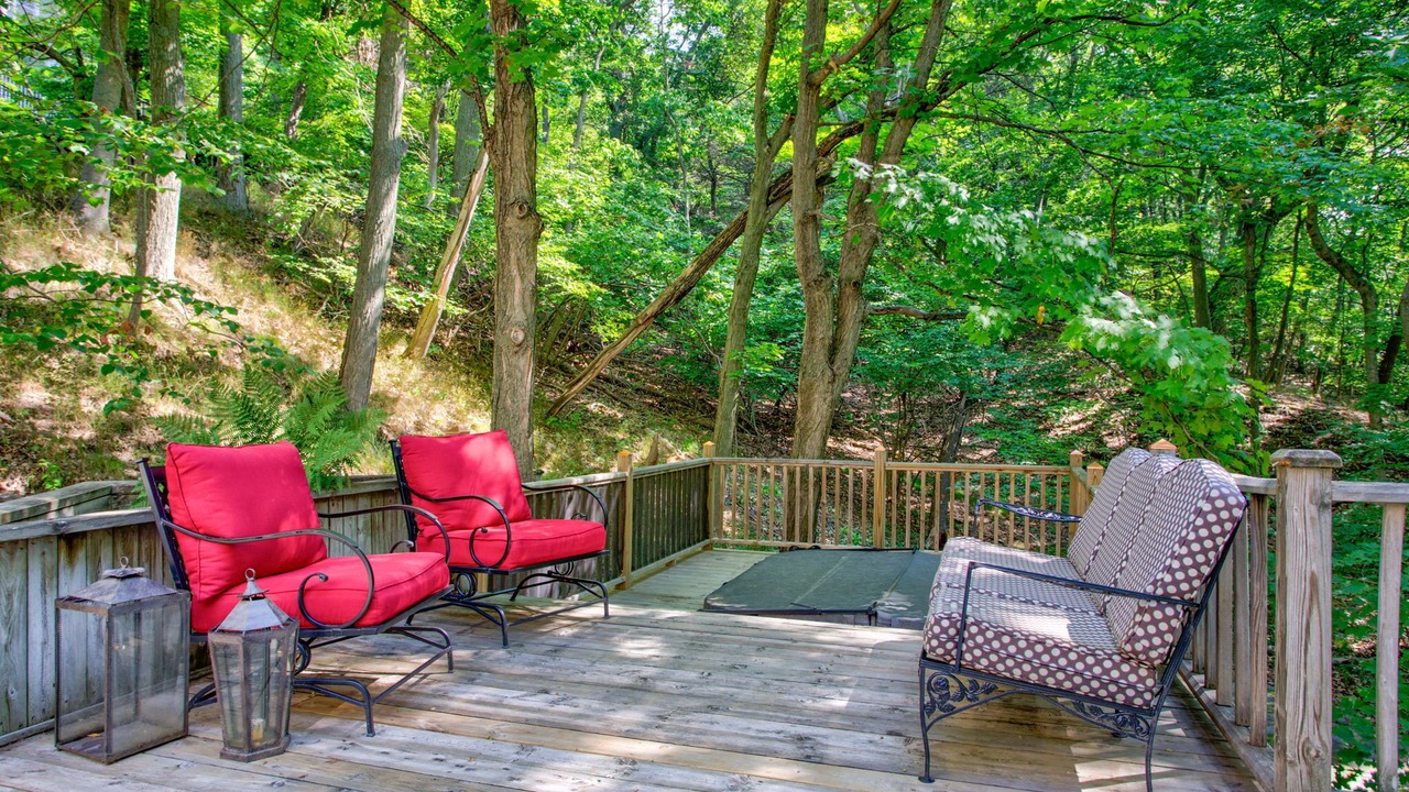 Photo of Patio Balcony in Macatawa
