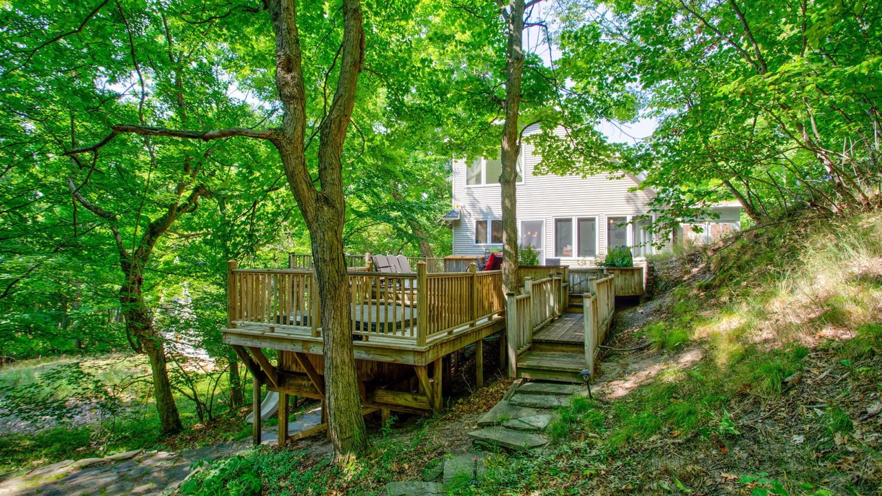 Photo of Patio Balcony in Macatawa