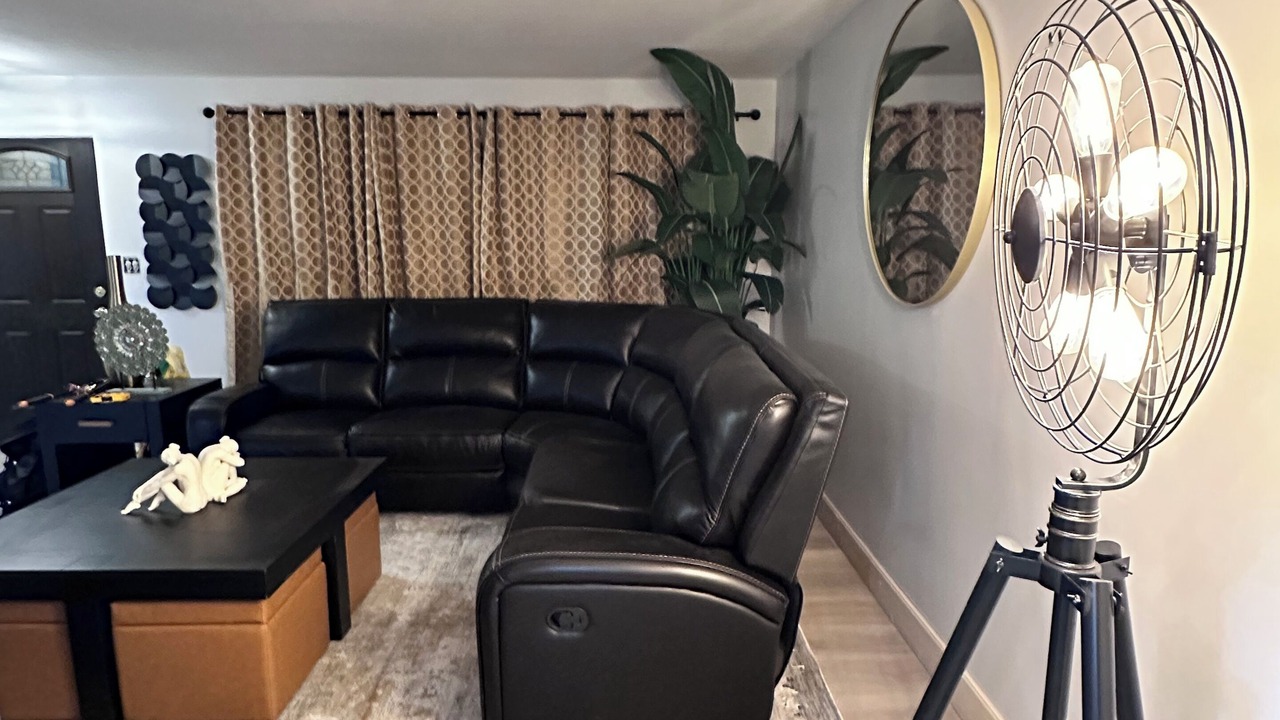 Photo of Livingroom in Fair Plain