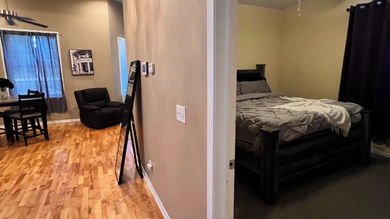 Photo of Bedroom in Roseland