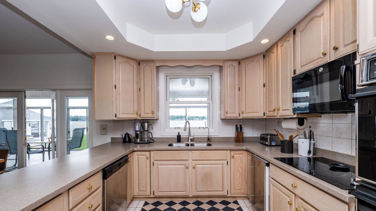 Photo of Kitchen in Paw Paw Lake