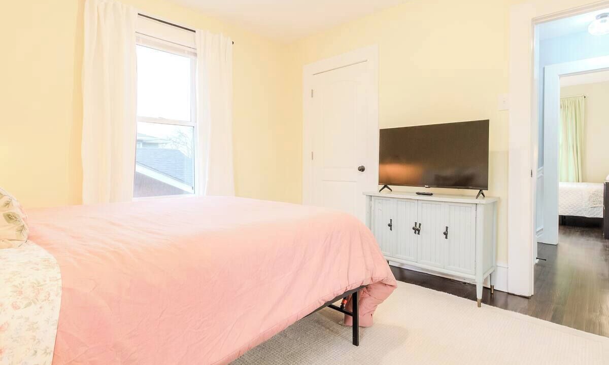 Photo of Bedroom in Gary