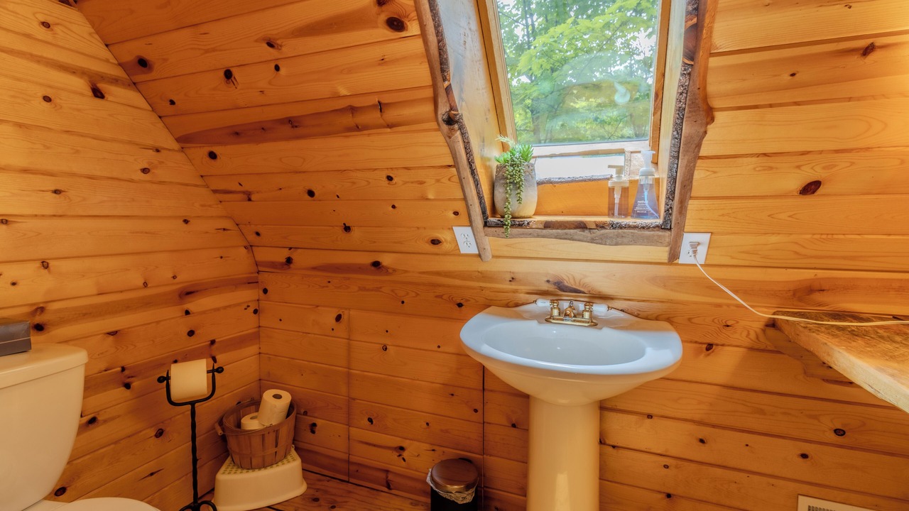 Photo of Bathroom in Elk Rapids