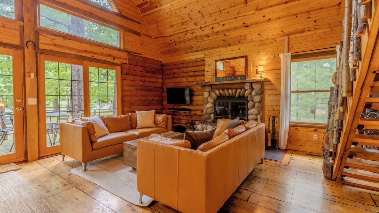 Photo of Livingroom in Elk Rapids