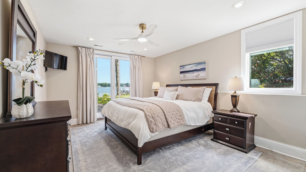 Photo of Bedroom in Sister Lakes