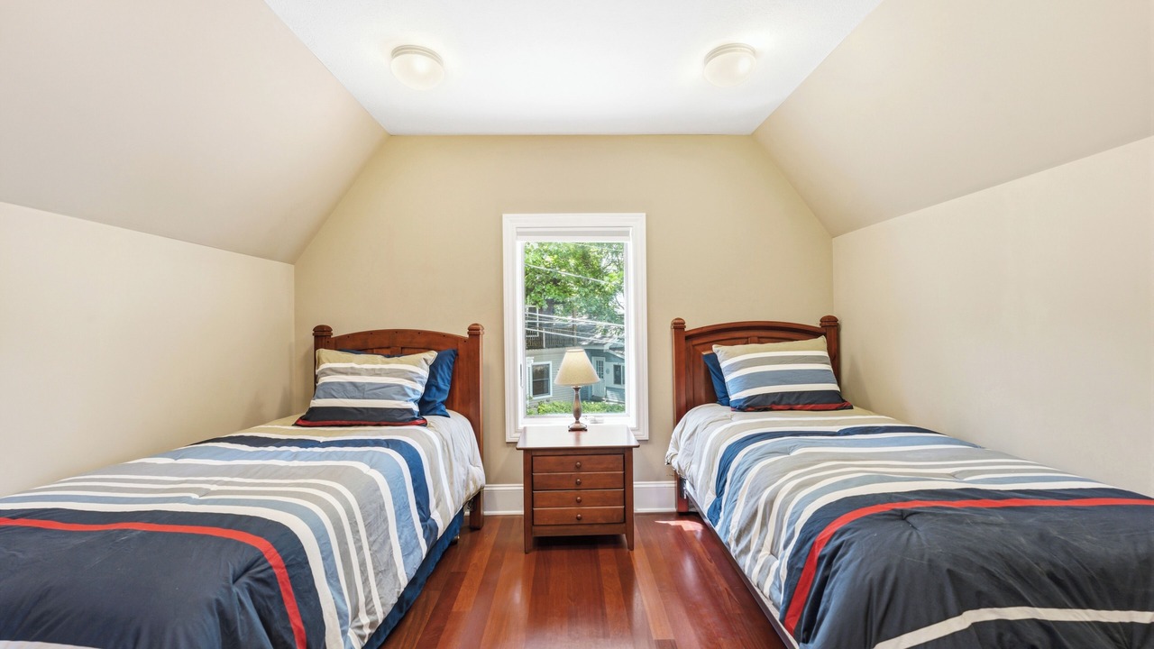 Photo of Bedroom in Sister Lakes