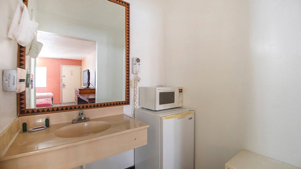 Photo of Bathroom in Elkhart