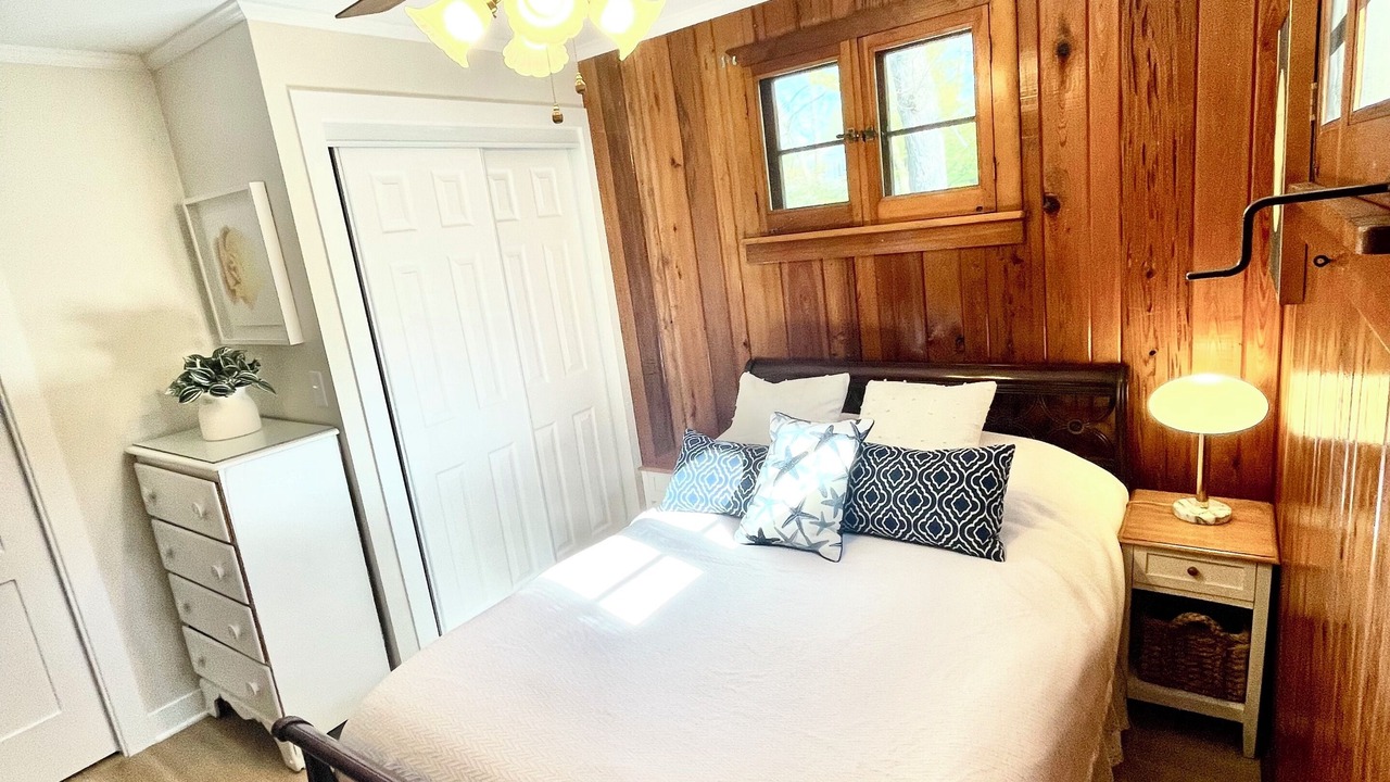 Photo of Bedroom in Michiana