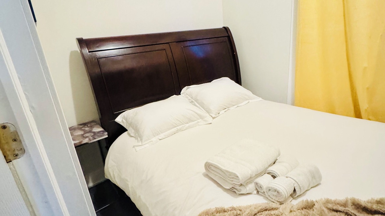 Photo of Bedroom in Wicker Park
