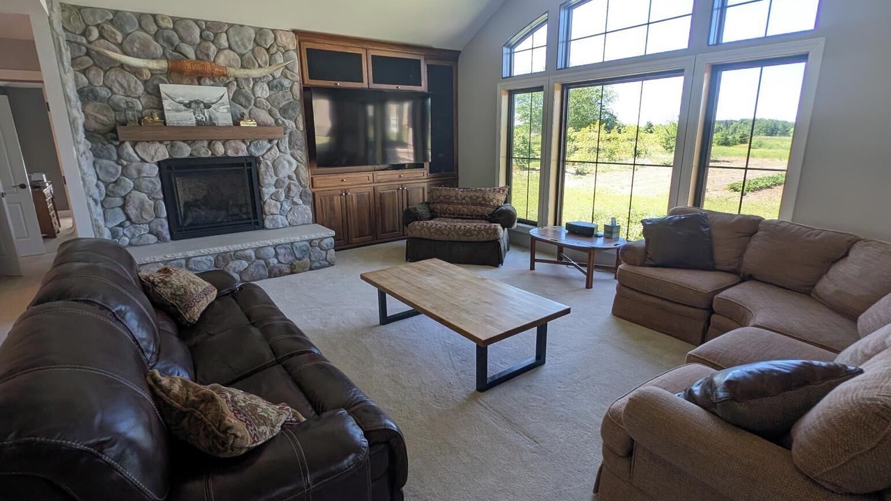 Photo of Livingroom in Mayfield