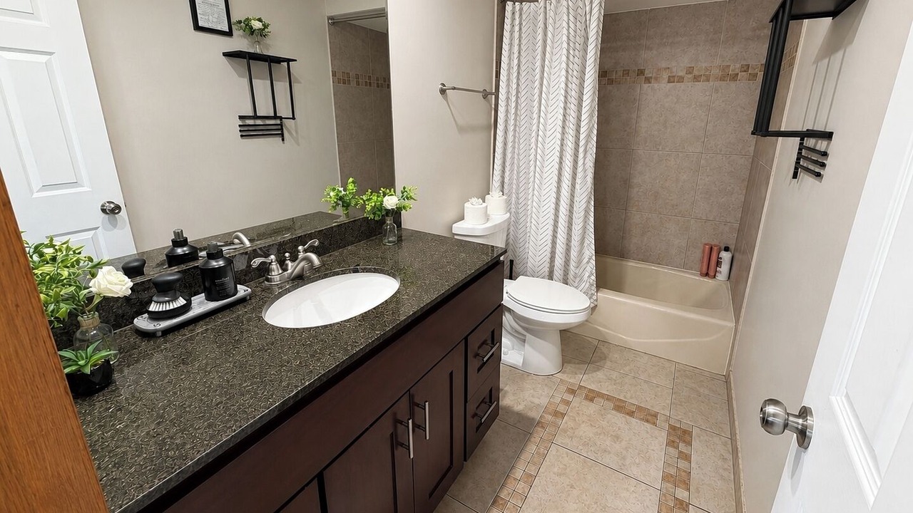 Photo of Bathroom in Dunning