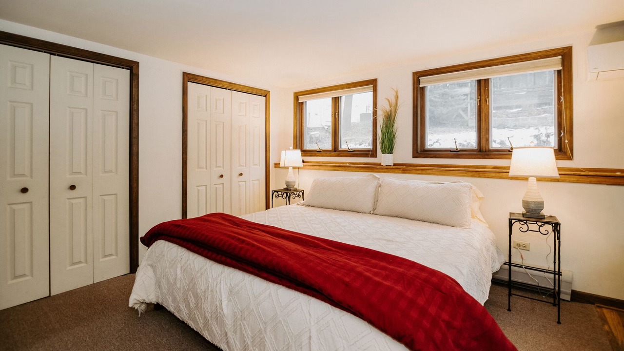 Photo of Bedroom in East Troy