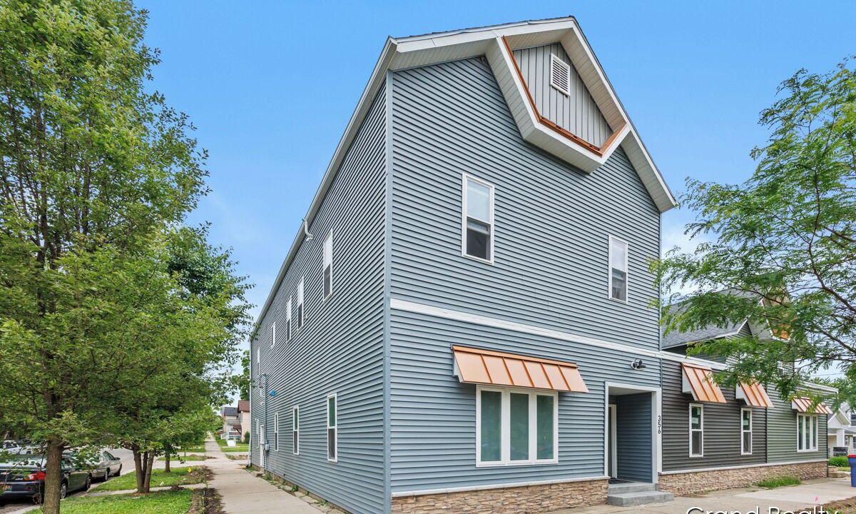 Photo of Outdoor in Creston Heights