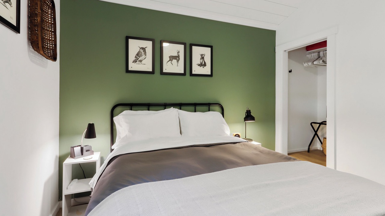 Photo of Bedroom in Elkhorn