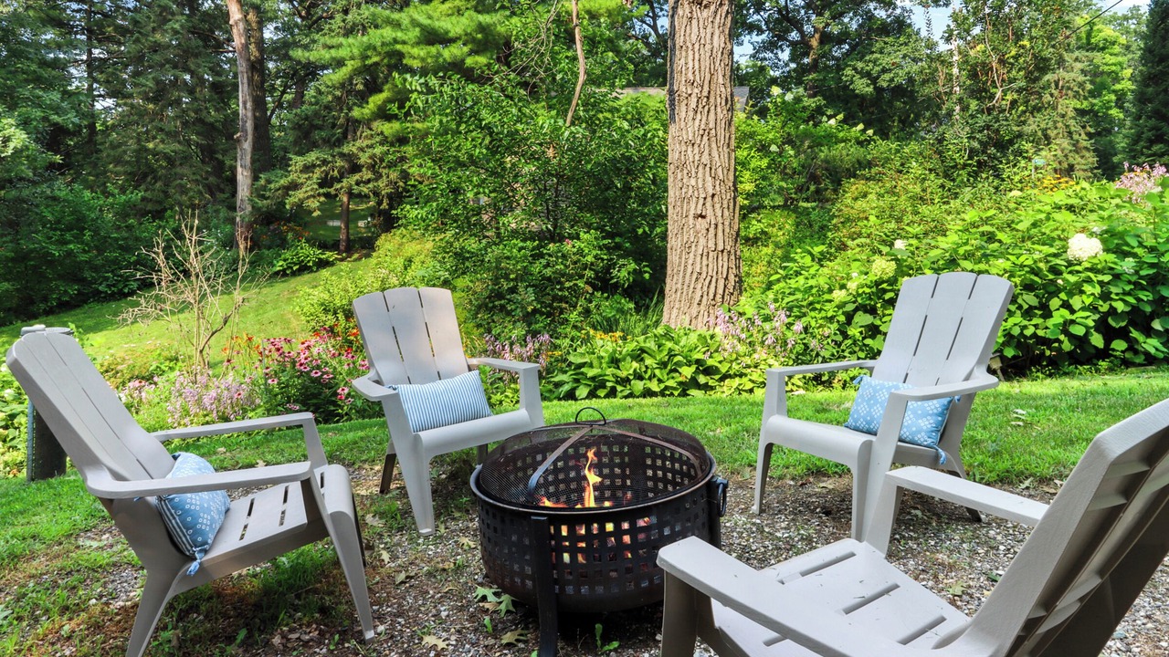 Photo of Outdoor in Elkhorn