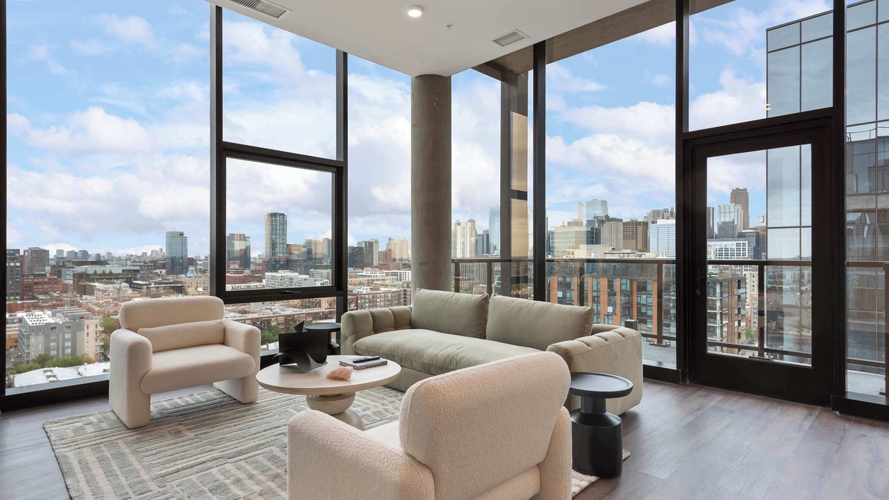 Photo of Livingroom in West Loop